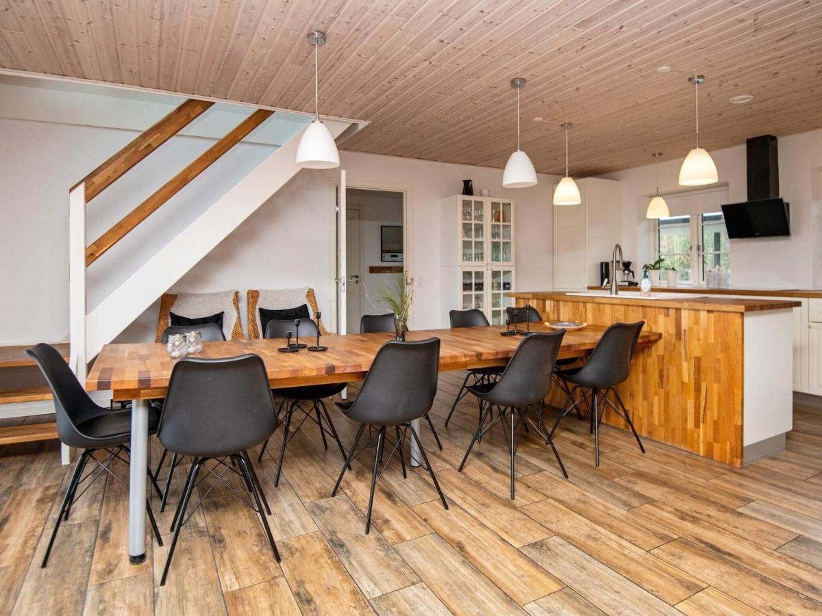 10 Person Holiday Home In Glesborg Exterior photo
